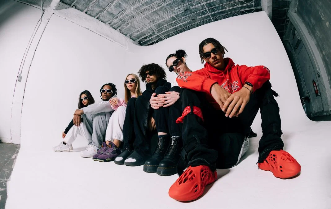 music video shoot in a film studio with an infinity cove